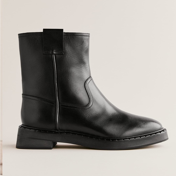 Reformation Alexandra Ankle Boot size 6 - Picture 7 of 7